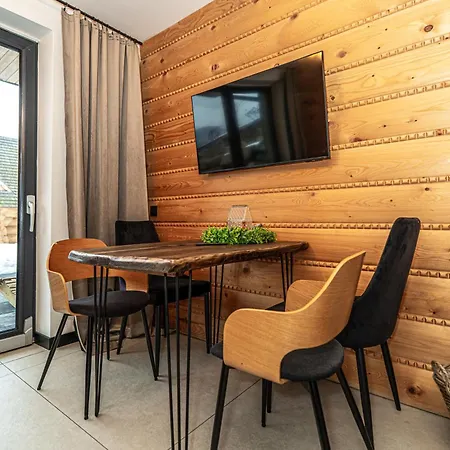 Aparthost Schronisko Zmyslow Apartamento Kościelisko