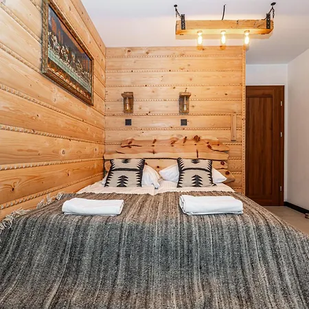 Aparthost Schronisko Zmyslow Apartamento *