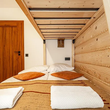 Apartamento Aparthost Schronisko Zmyslow