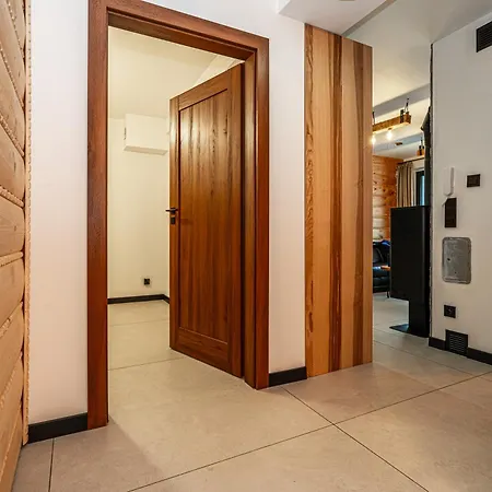 Aparthost Schronisko Zmyslow Apartamento