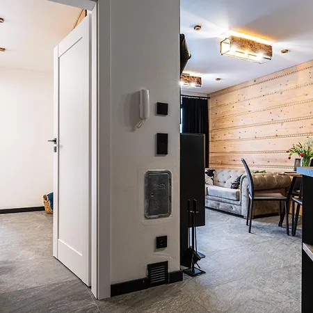 Aparthost Schronisko Zmyslow Apartamento Kościelisko