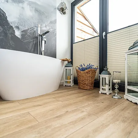 Aparthost Schronisko Zmyslow Apartamento *