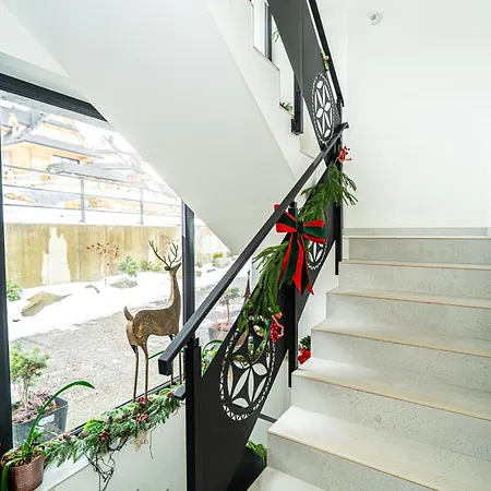 Aparthost Schronisko Zmyslow Apartamento *