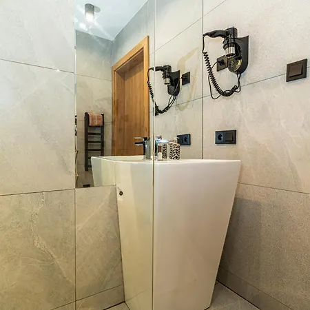 Aparthost Schronisko Zmyslow Apartamento Kościelisko