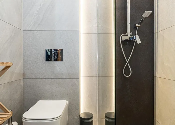 Appartamento Aparthost Schronisko Zmyslow *