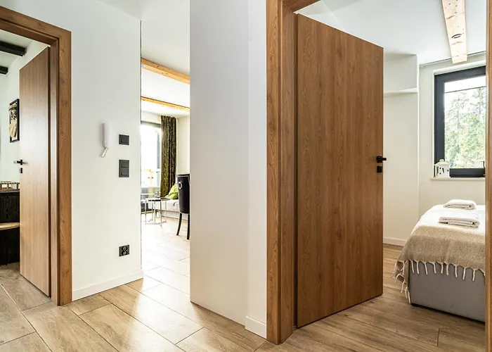 Appartamento Aparthost Schronisko Zmyslow